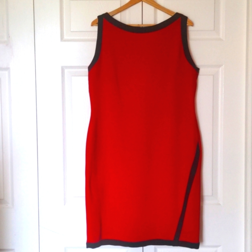 Red Sleeveless Dress with Black Trim - Tanjay